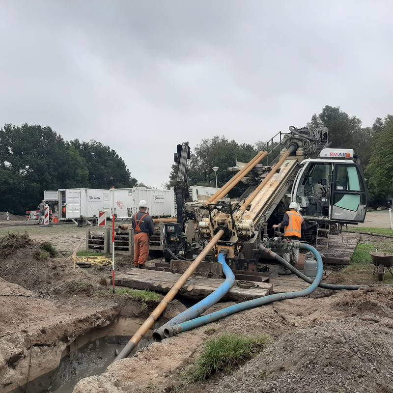 Pipecracking